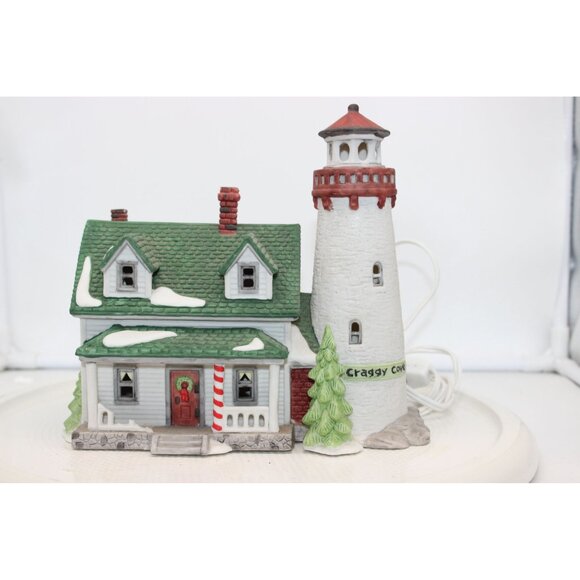 Dept 56 New England Village - Craggy Point Lighthouse - Picture 2 of 5